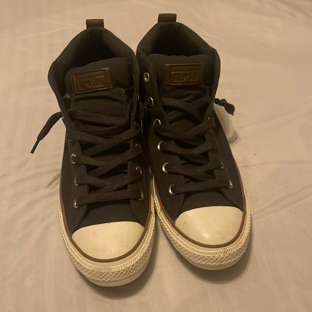 Men’s All Star Converse By Chuck Taylor size 10 never worn
